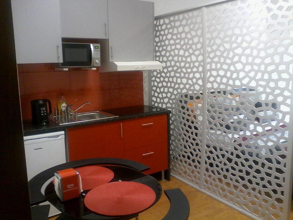 Metro-Apartment Rnal Nº35375 Al-Chamada Para A Rede Movel Nacional Porto Eksteriør bilde